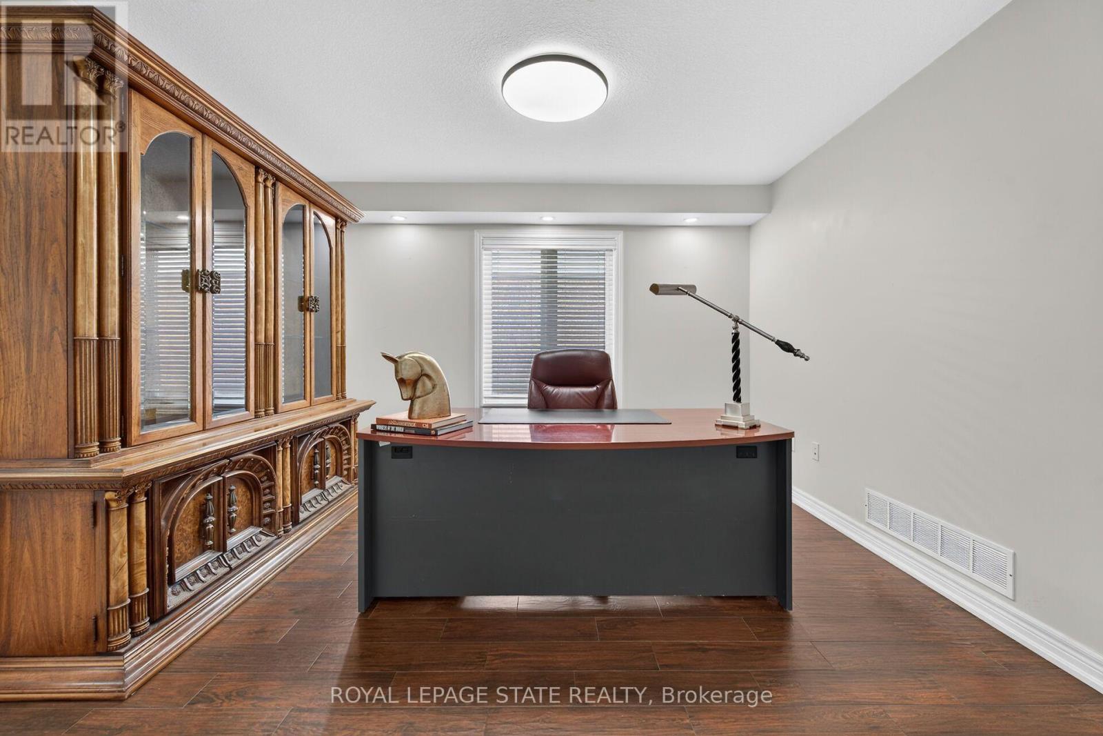 160 WILLS CRESCENT - Image 6