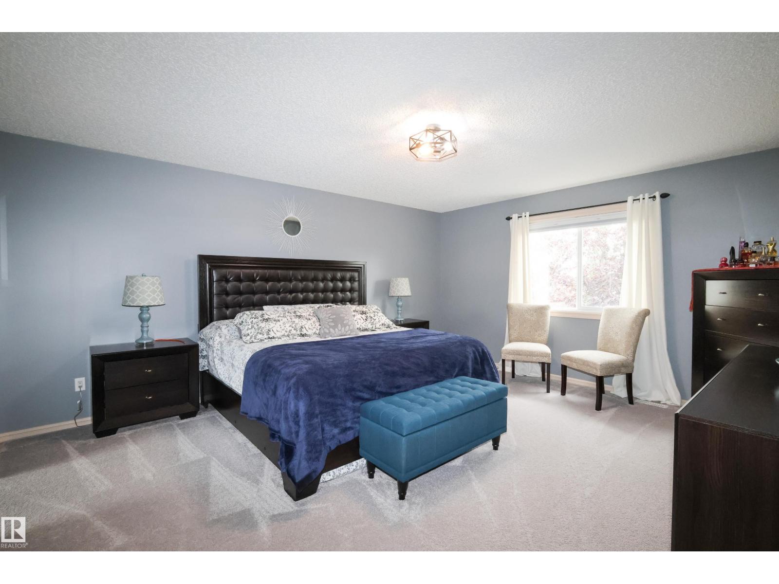 10302 98 ST - 22