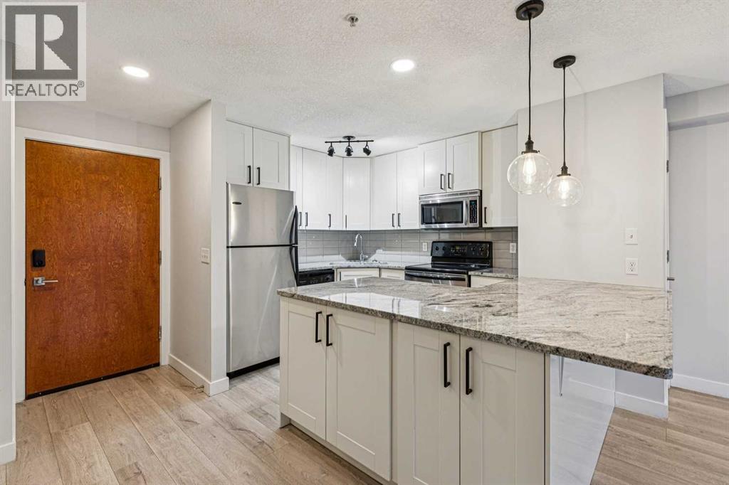 #304 317 19 Avenue SW - 4