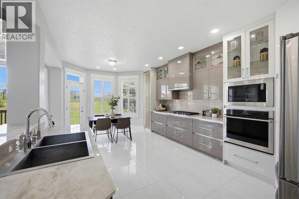 1433 Strathcona Drive SW - 17