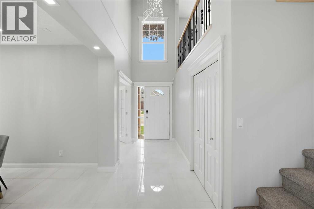 1433 Strathcona Drive SW - 5