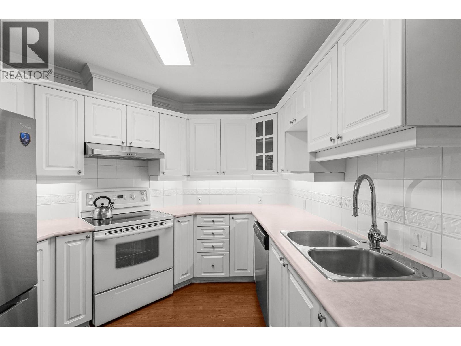 #118-4770 52A Street, Delta