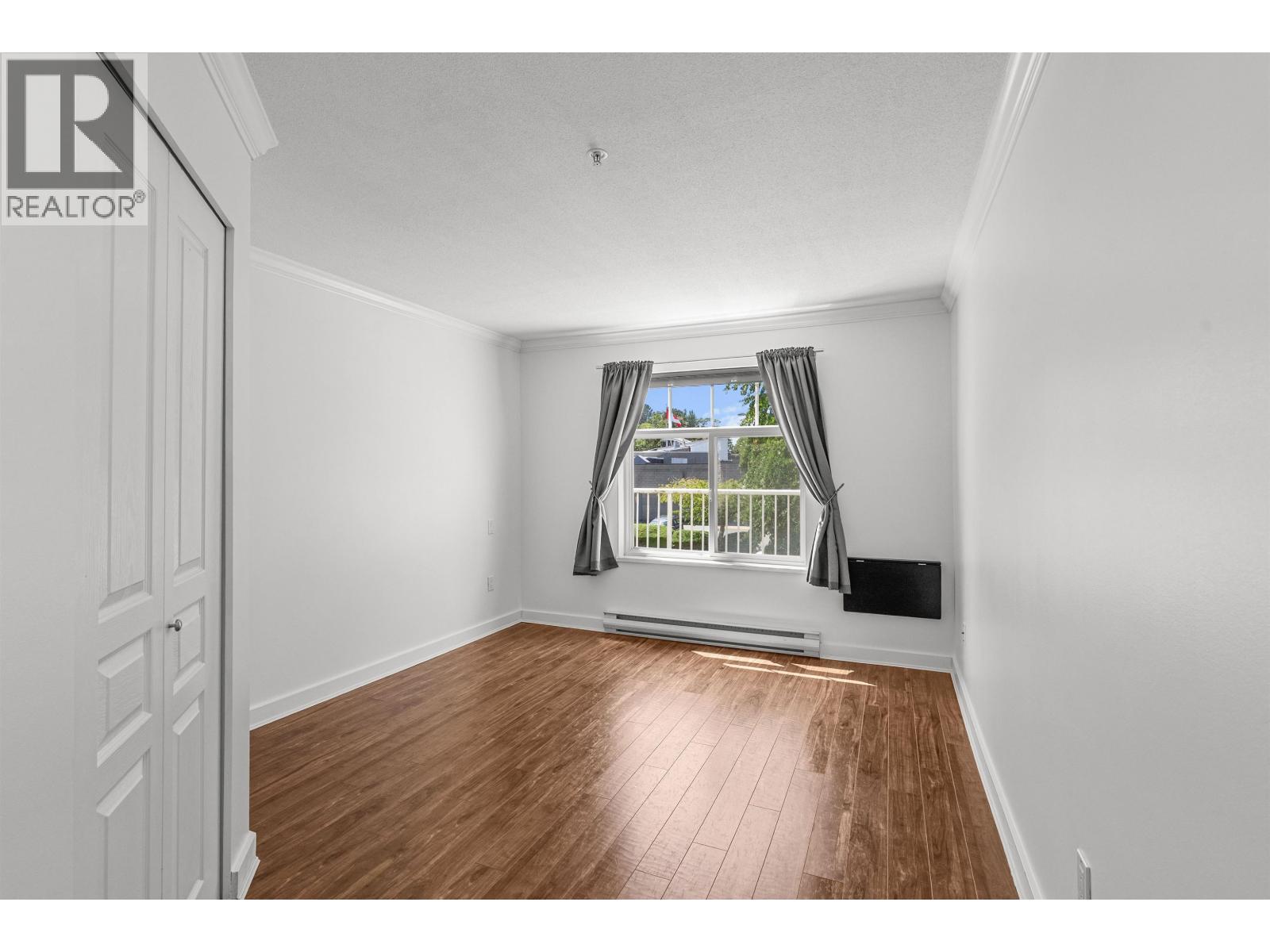 #118-4770 52A Street, Delta