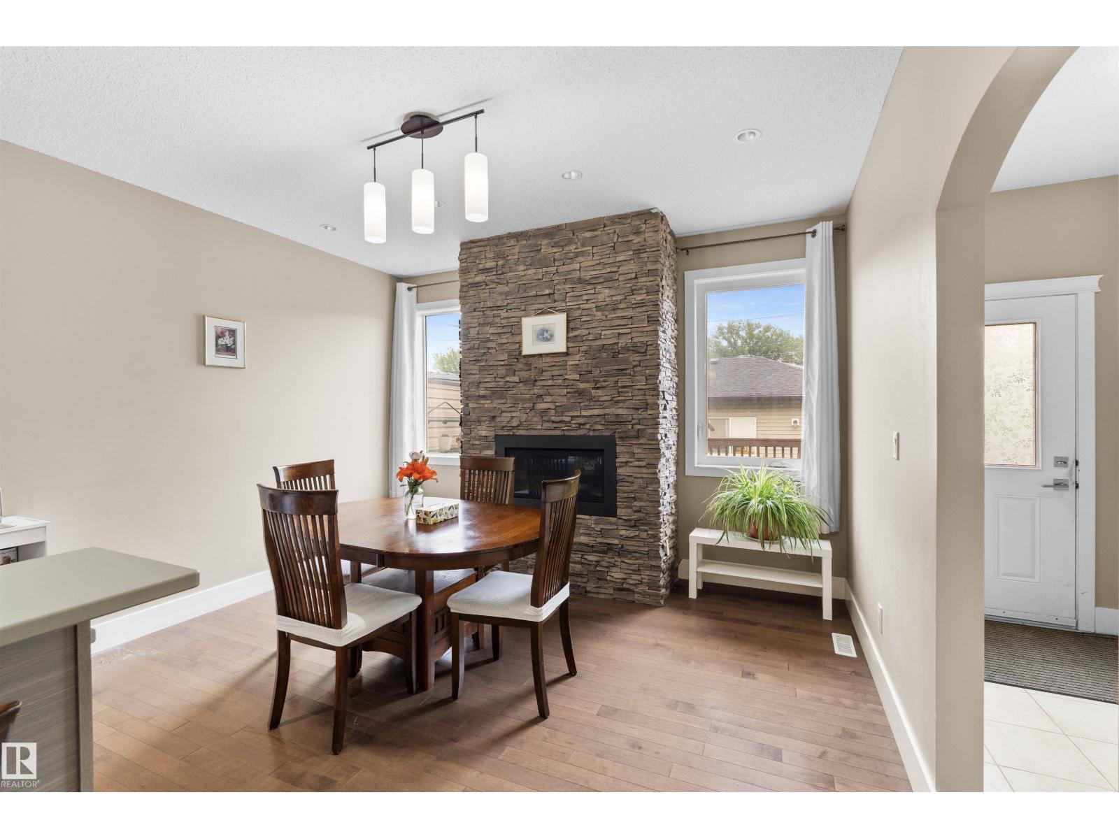 11719 127 ST NW - 11
