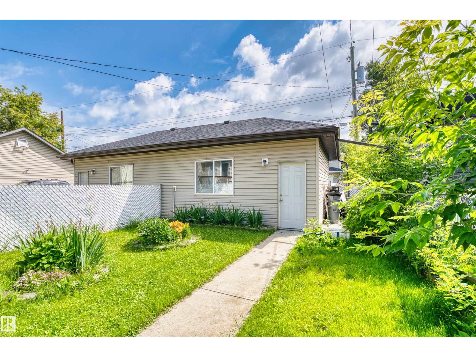 11719 127 ST NW - 27