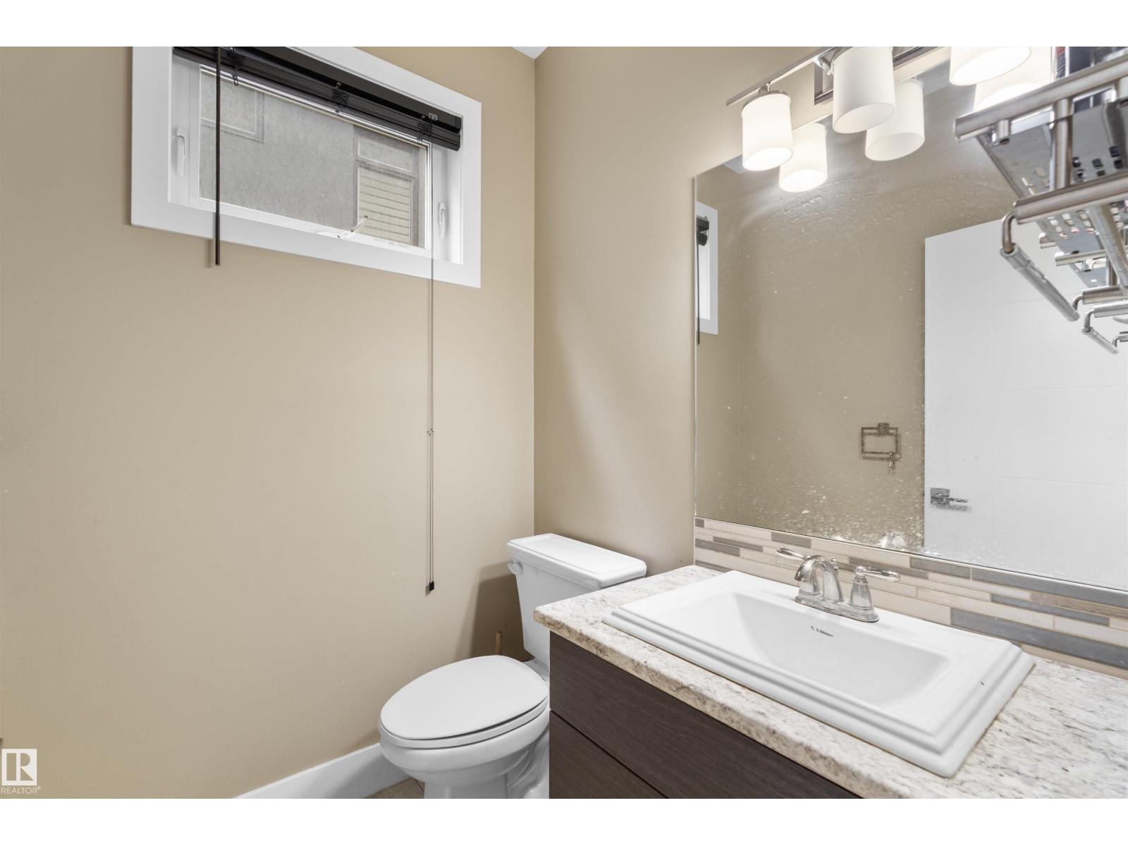 11719 127 ST NW - 5