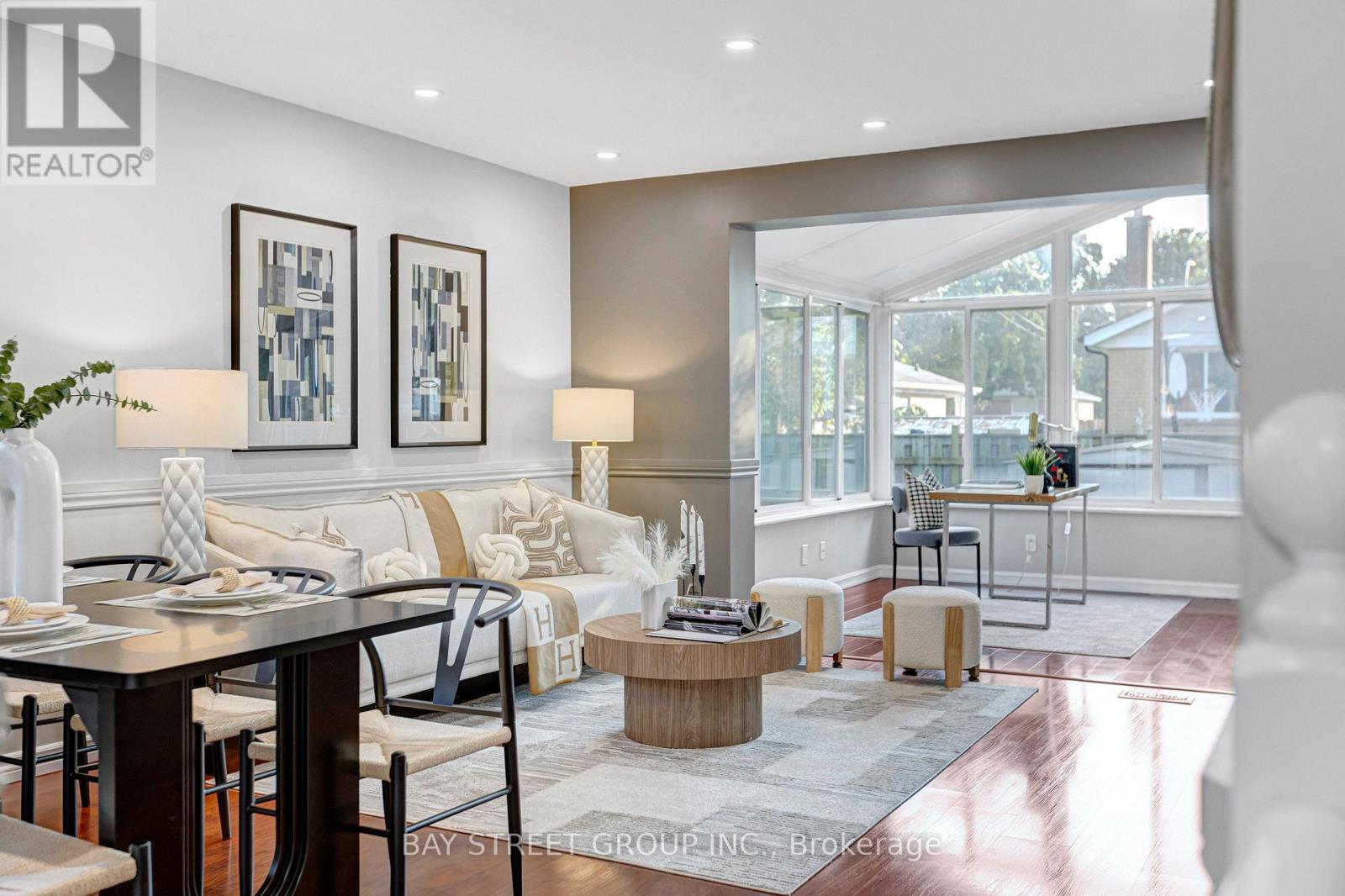 58 BILLINGSGATE CRESCENT - 32