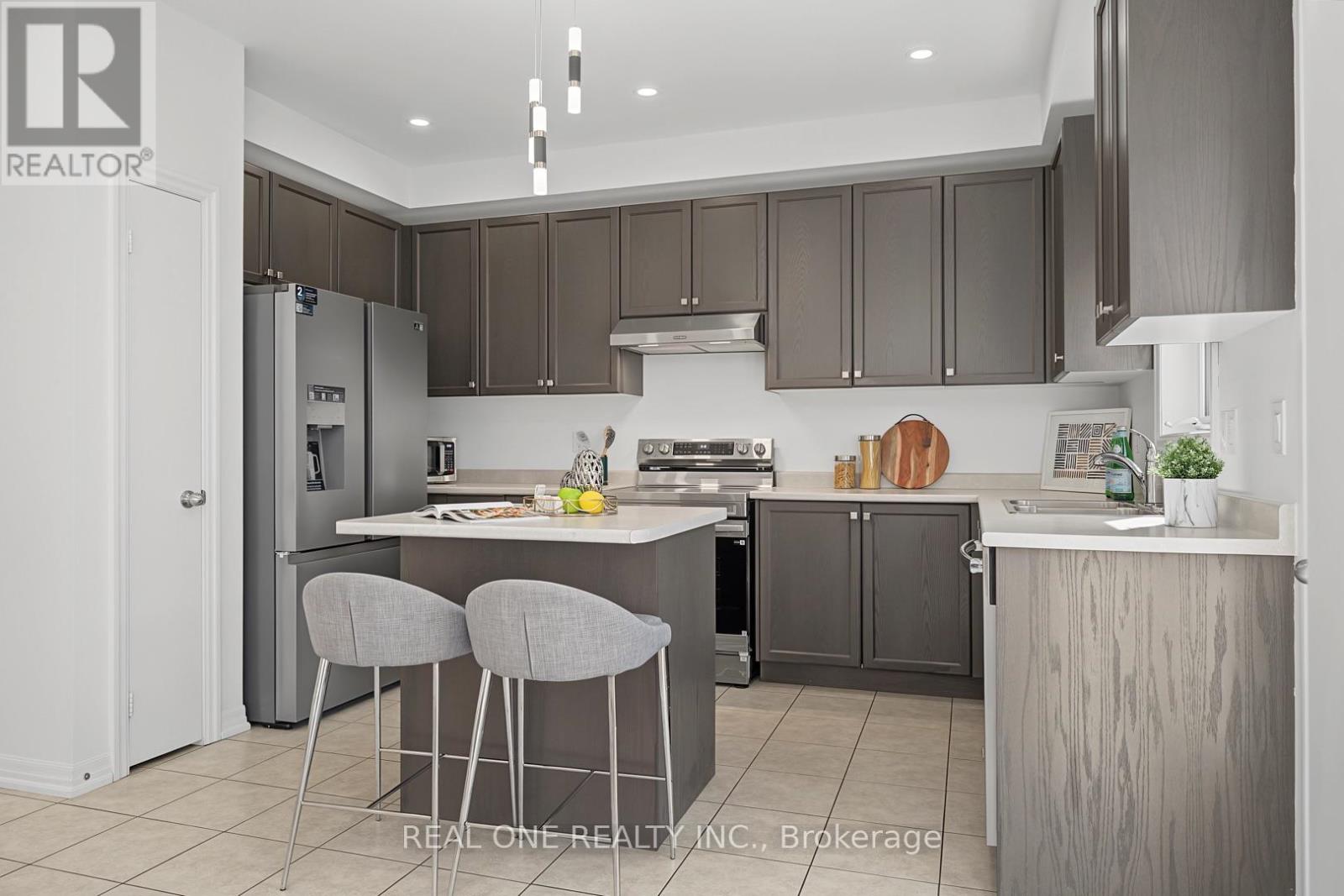 67 TANGO CRESCENT - 18