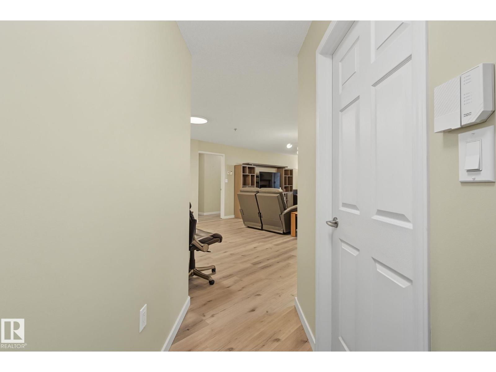 #105 17511 98A AV NW - 8