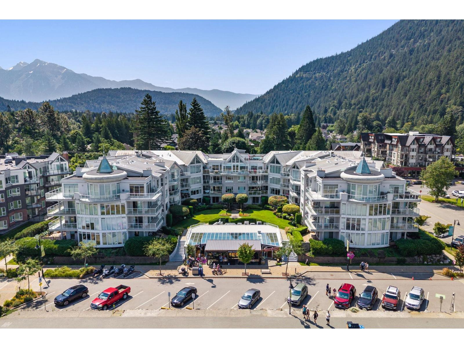 410 328 ESPLANADE AVENUE, Harrison Hot Springs, Harrison Hot Springs