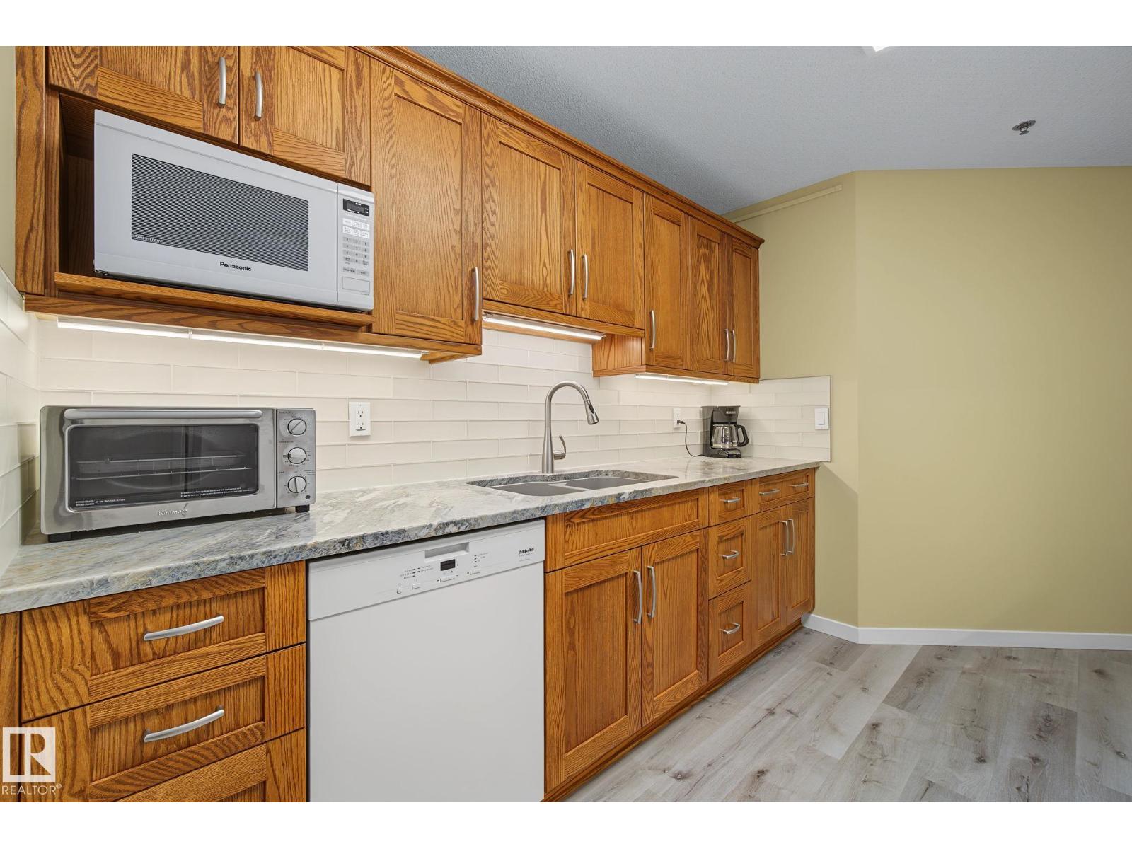 #105 17511 98A AV NW - 20