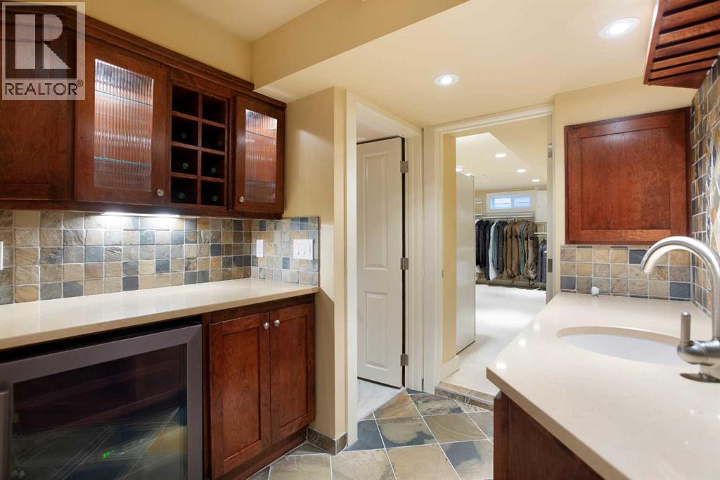5028 Vanstone Crescent NW - 25