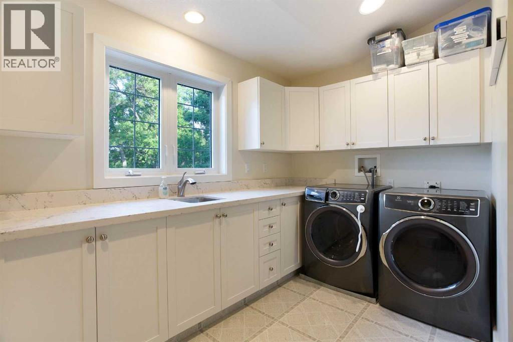5028 Vanstone Crescent NW - 22