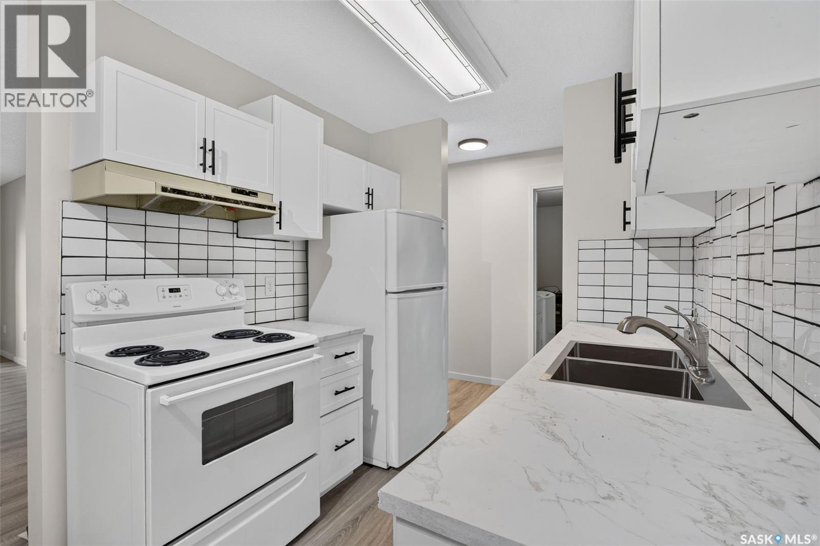 #407 1580 OLIVE DIEFENBAKER DRIVE - 2