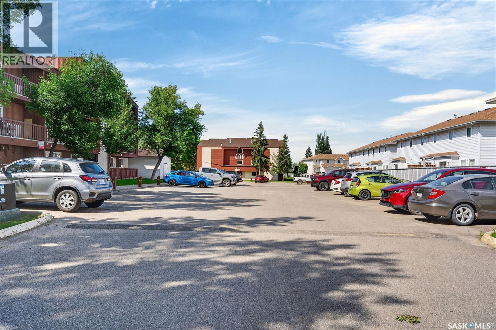 #407 1580 OLIVE DIEFENBAKER DRIVE - 32