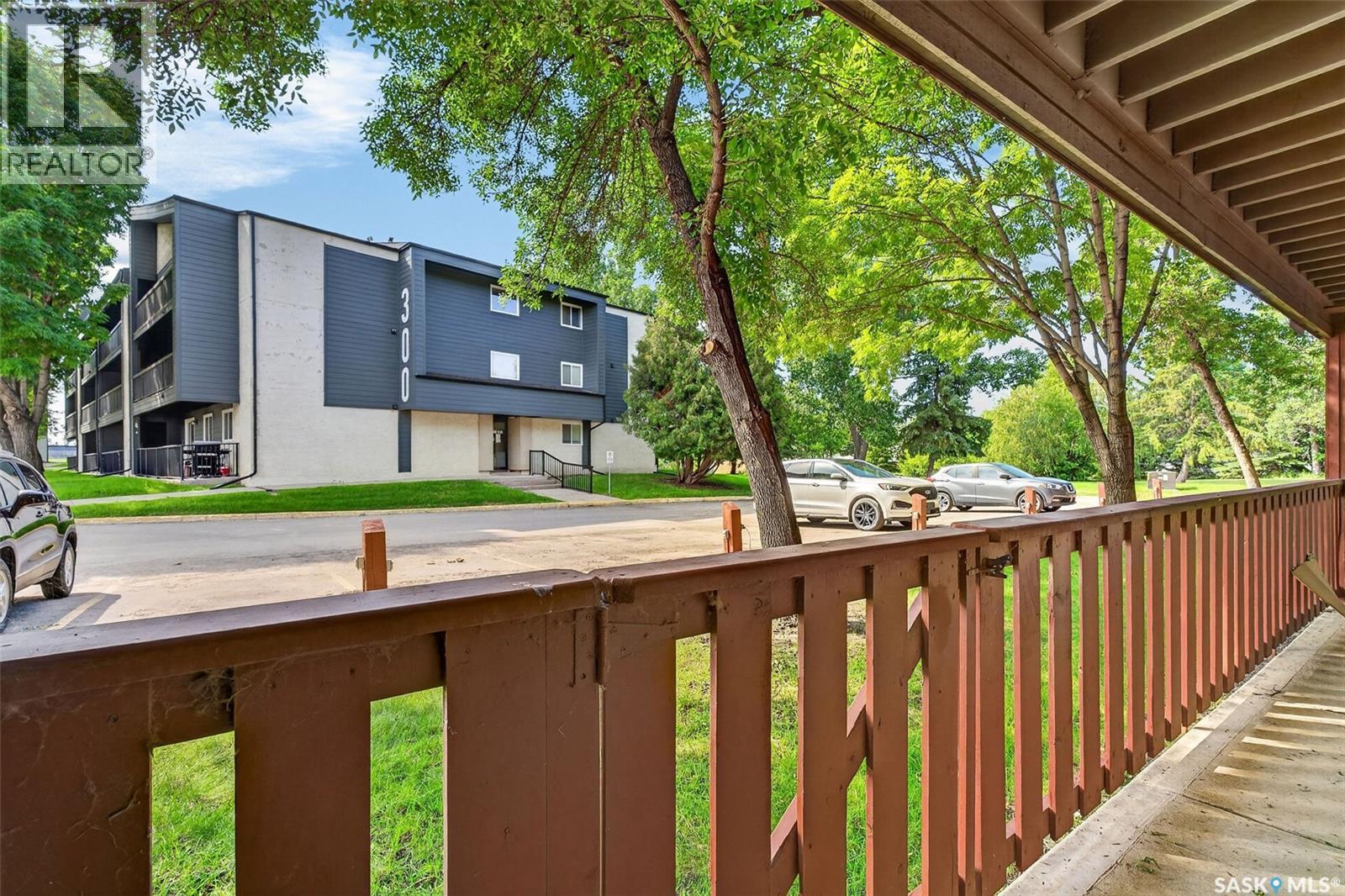 #407 1580 OLIVE DIEFENBAKER DRIVE - 21