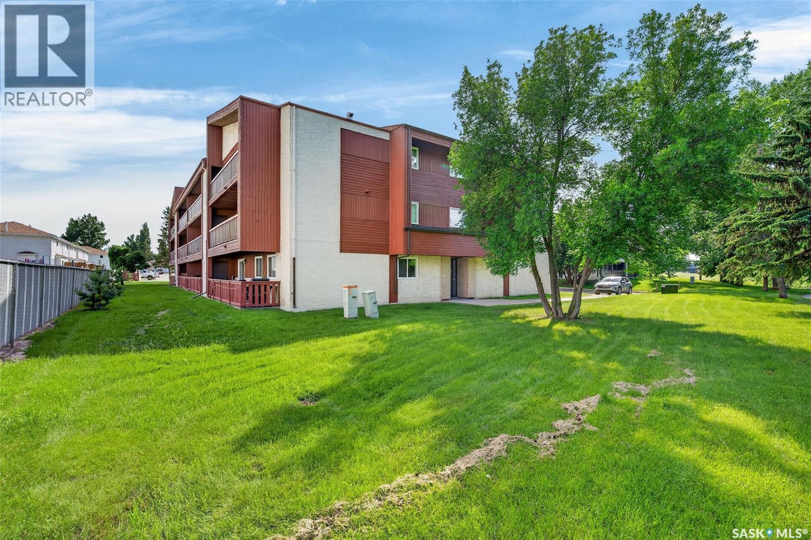 #407 1580 OLIVE DIEFENBAKER DRIVE - 31