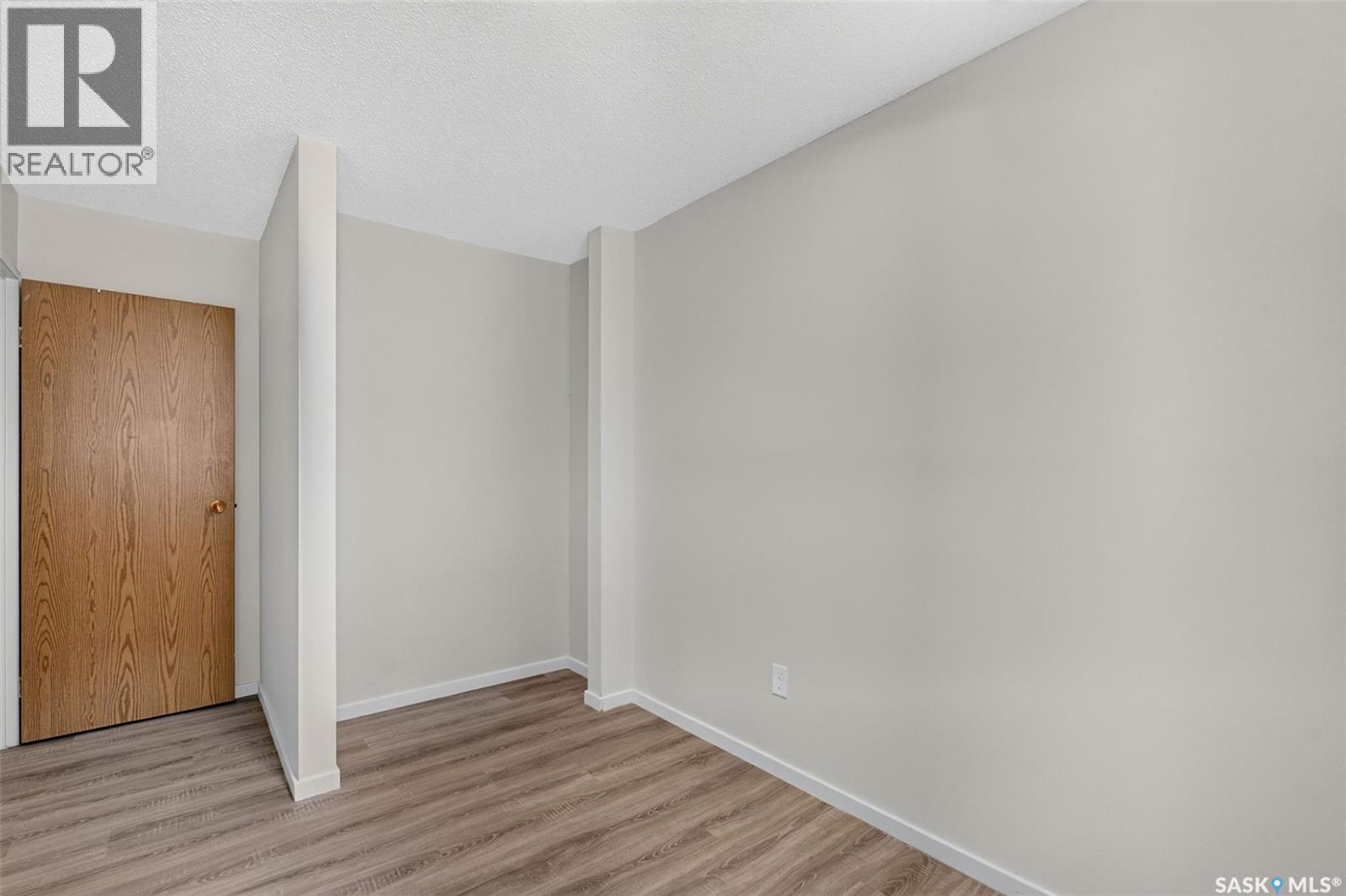 #407 1580 OLIVE DIEFENBAKER DRIVE - 15