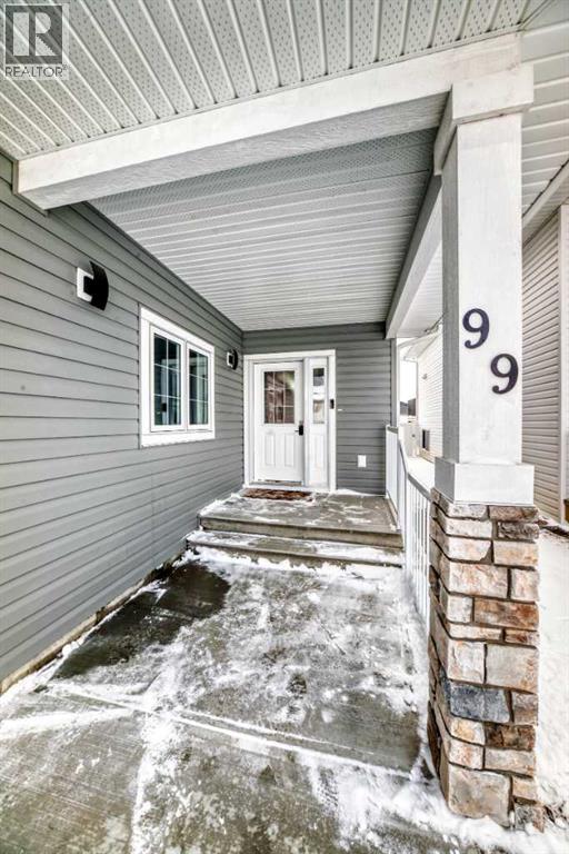 99 livingston Close - 3