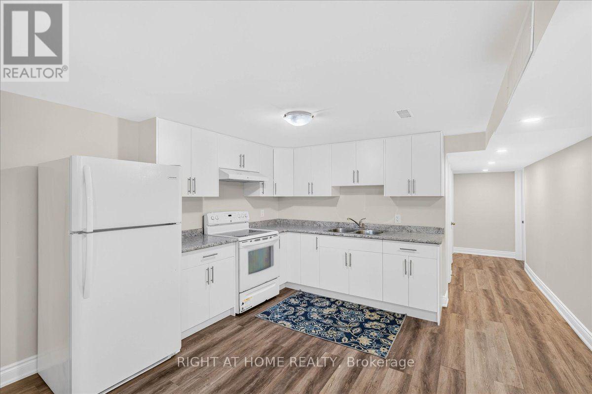 90 RENAULT CRESCENT - Image 34