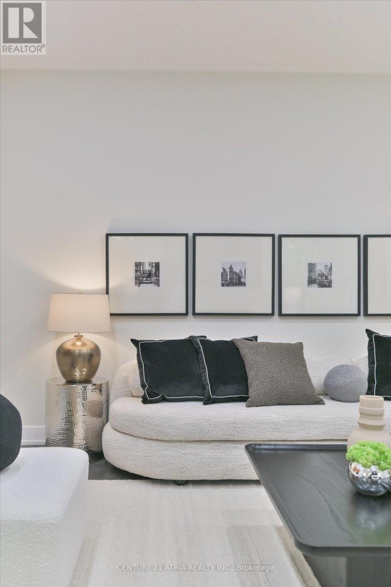 94 MERTON STREET - 10