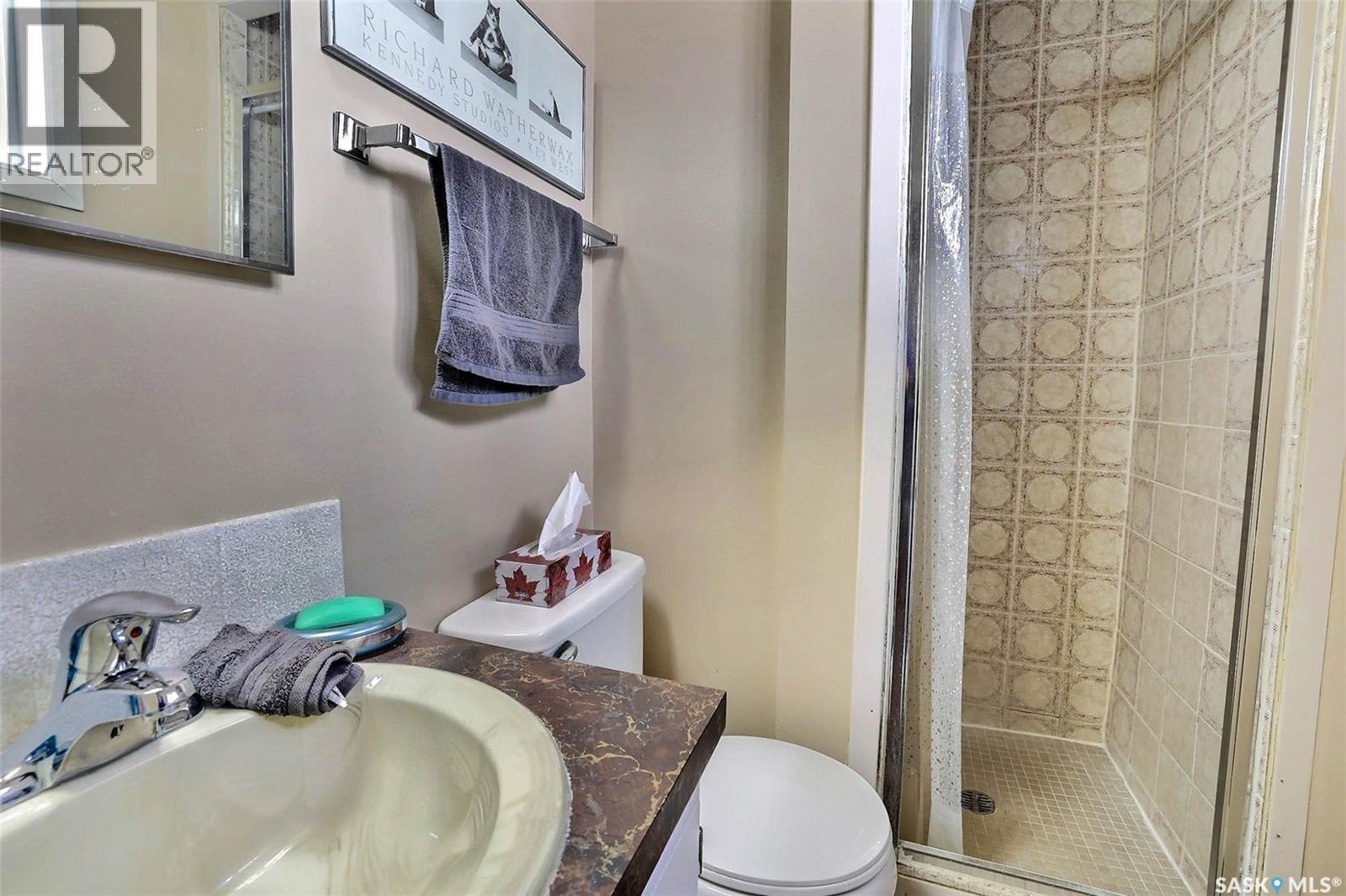 122 Edenwold CRESCENT - 18