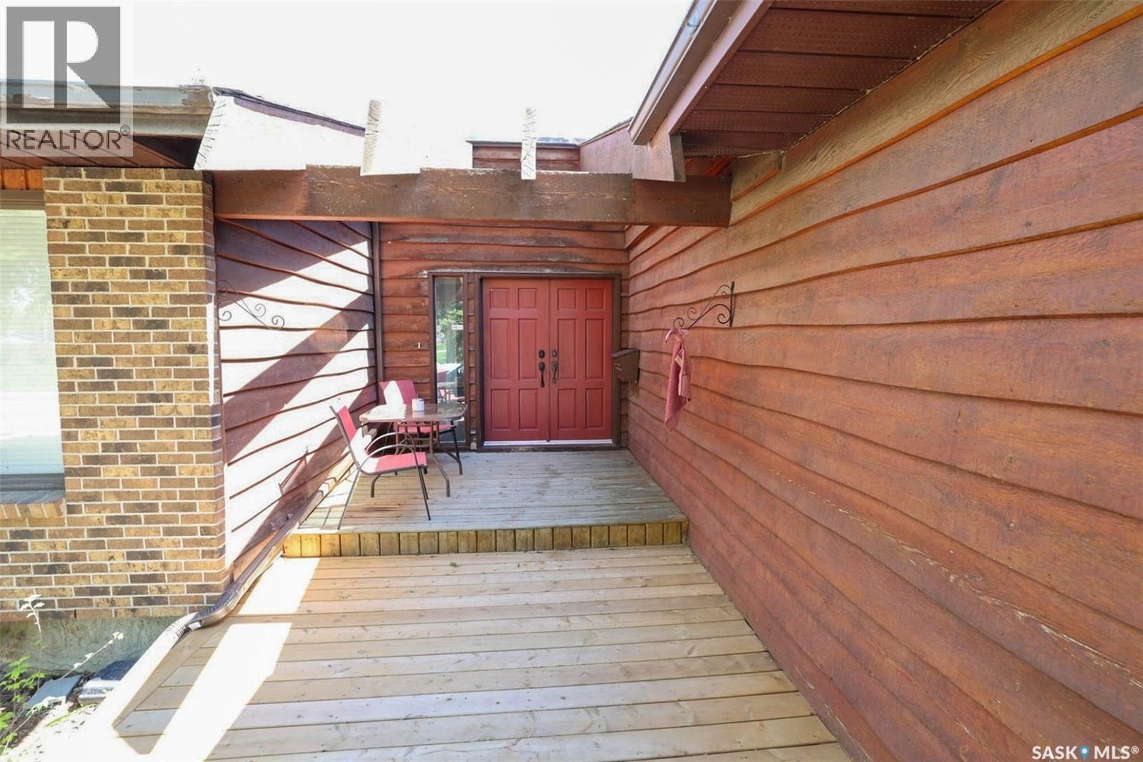 122 Edenwold CRESCENT - 3