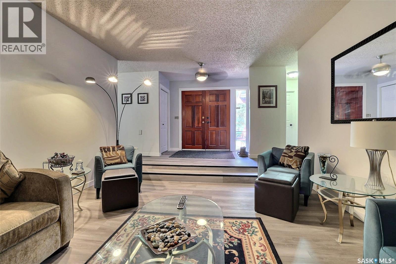 122 Edenwold CRESCENT - 6