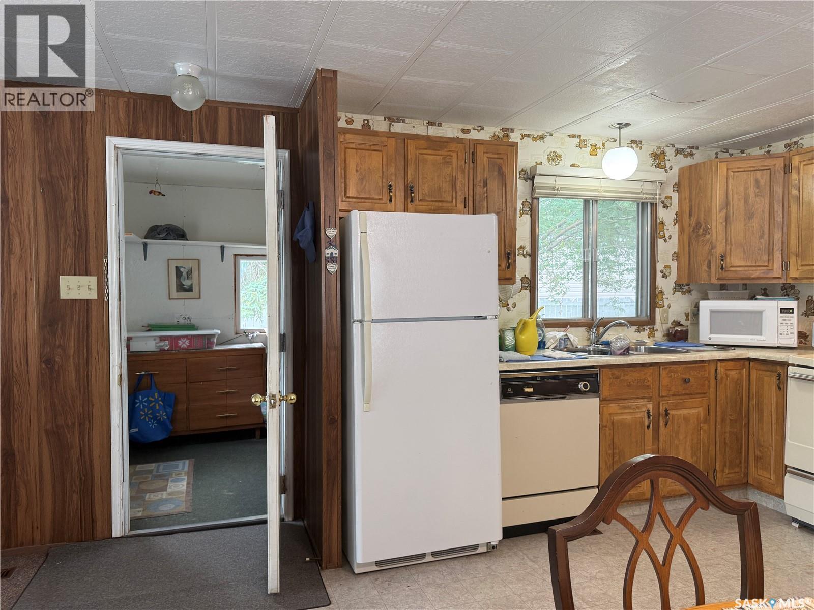 C15 1455 9th AVENUE NE - 19