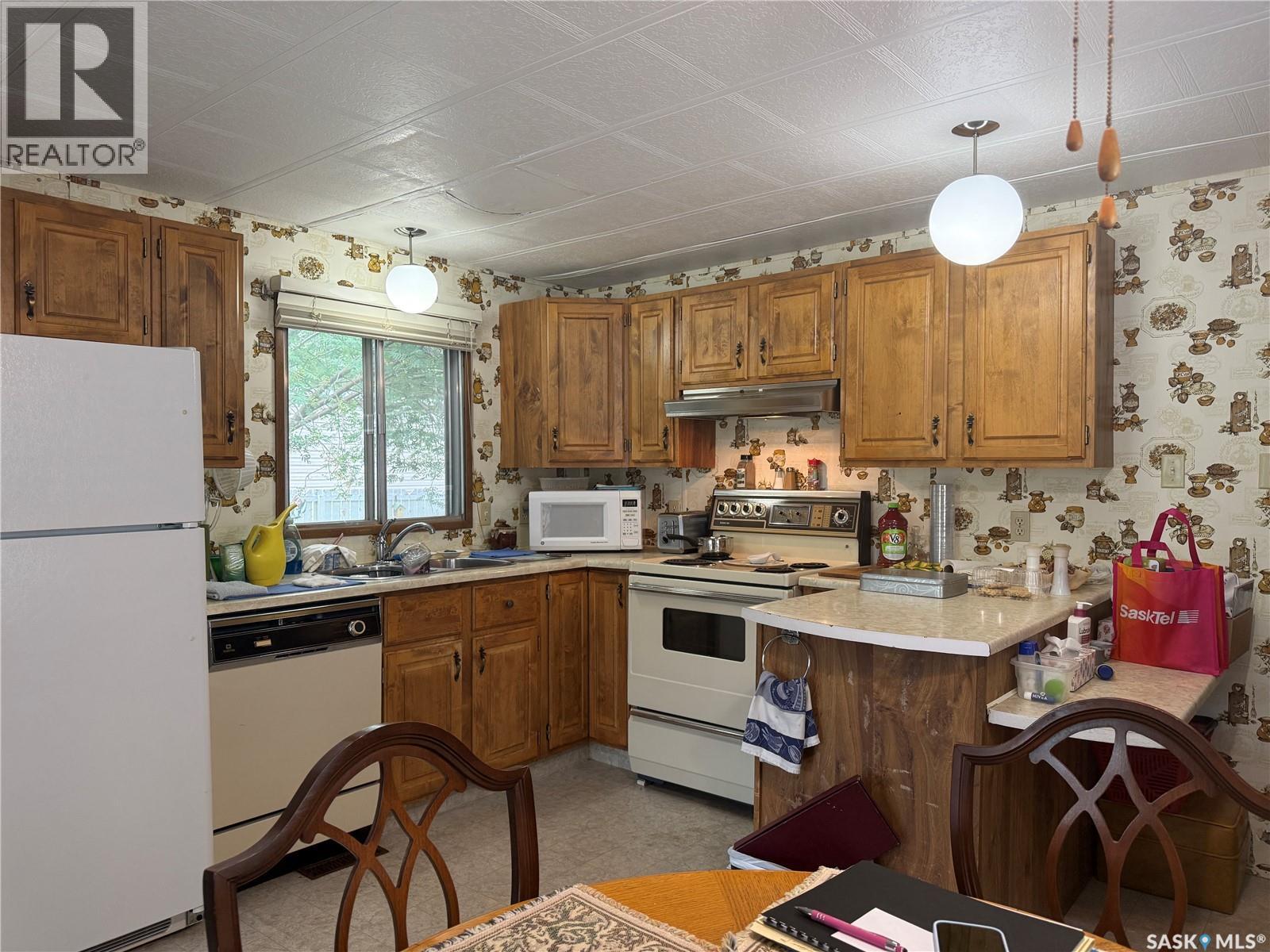 C15 1455 9th AVENUE NE - 20