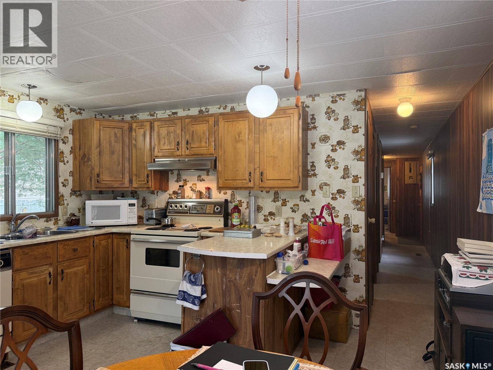 C15 1455 9th AVENUE NE - 21