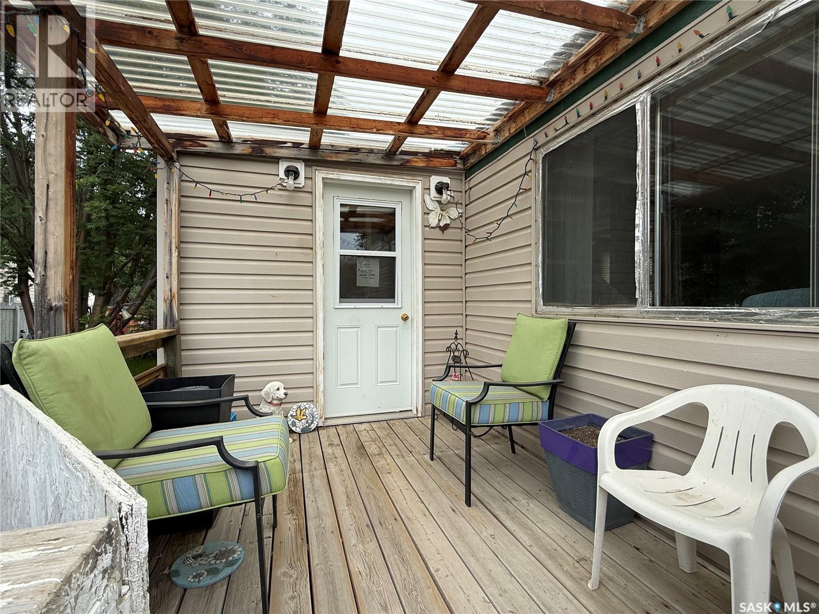 C15 1455 9th AVENUE NE - 3