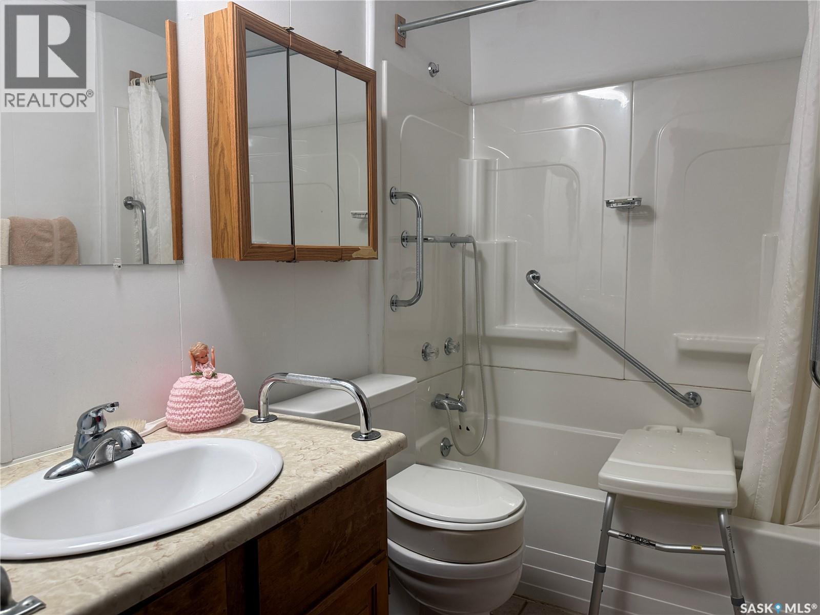 C15 1455 9th AVENUE NE - 36