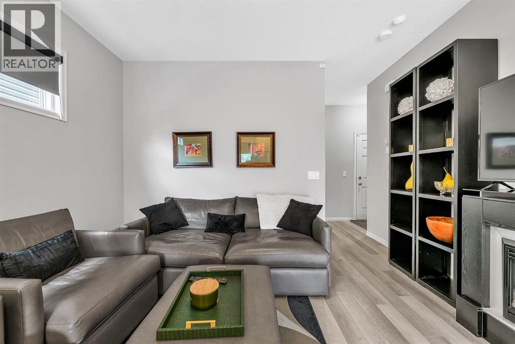 72 Legacy Mews SE - 5