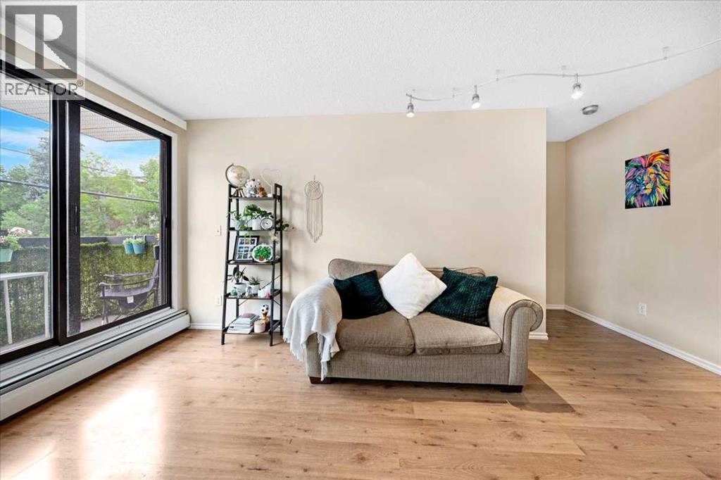 #206 630 57 Avenue SW - 12