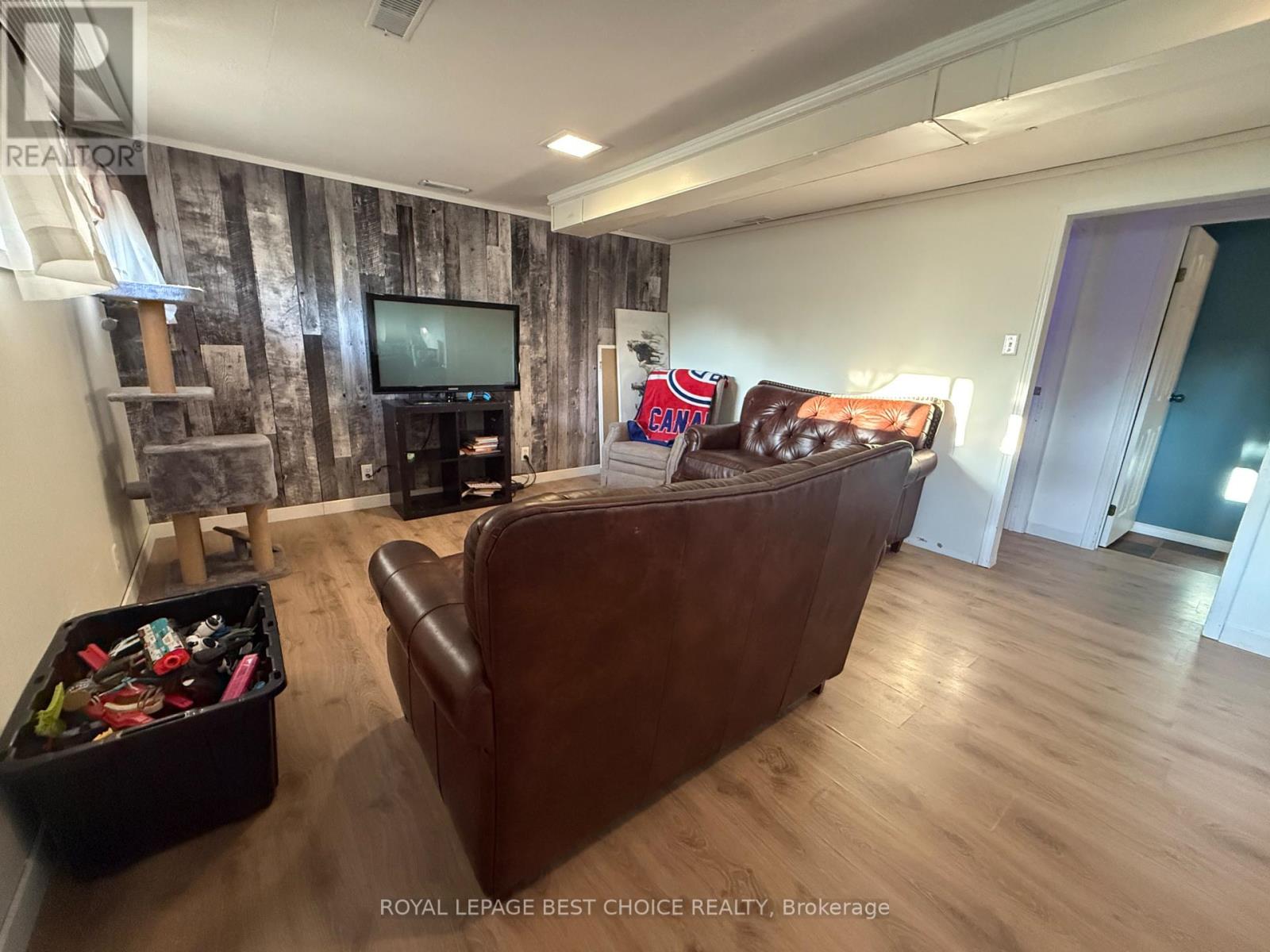 166 CARTER BOULEVARD - 21