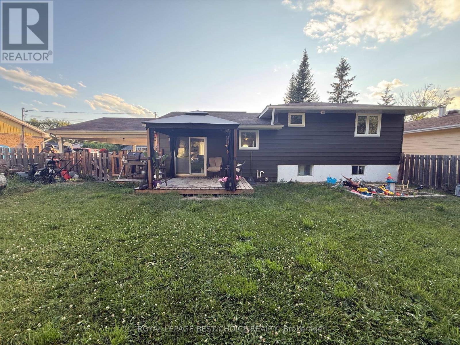 166 CARTER BOULEVARD - 4