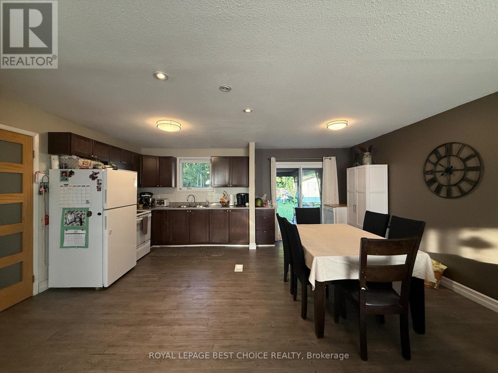 166 CARTER BOULEVARD - 9