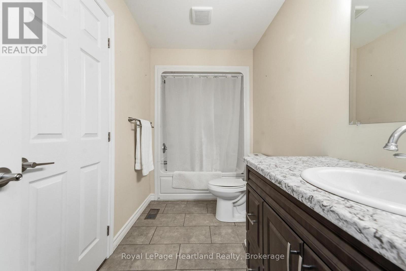 62 VICTORIA BOULEVARD - Image 15