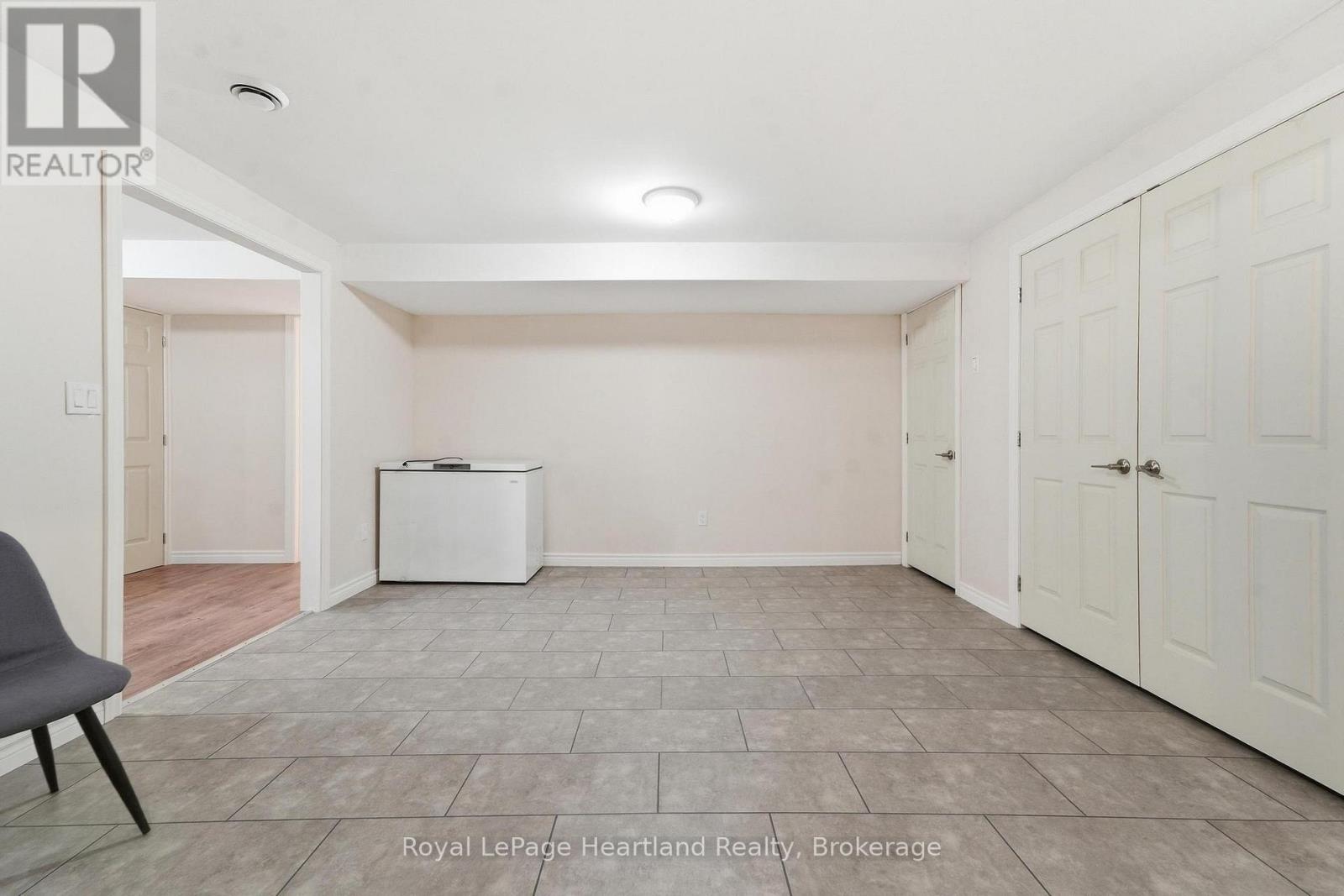 62 VICTORIA BOULEVARD - Image 30