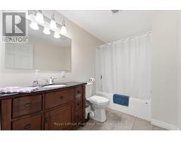 62 Victoria Boulevard, Huron East, ON N0M1L0 Photo 35