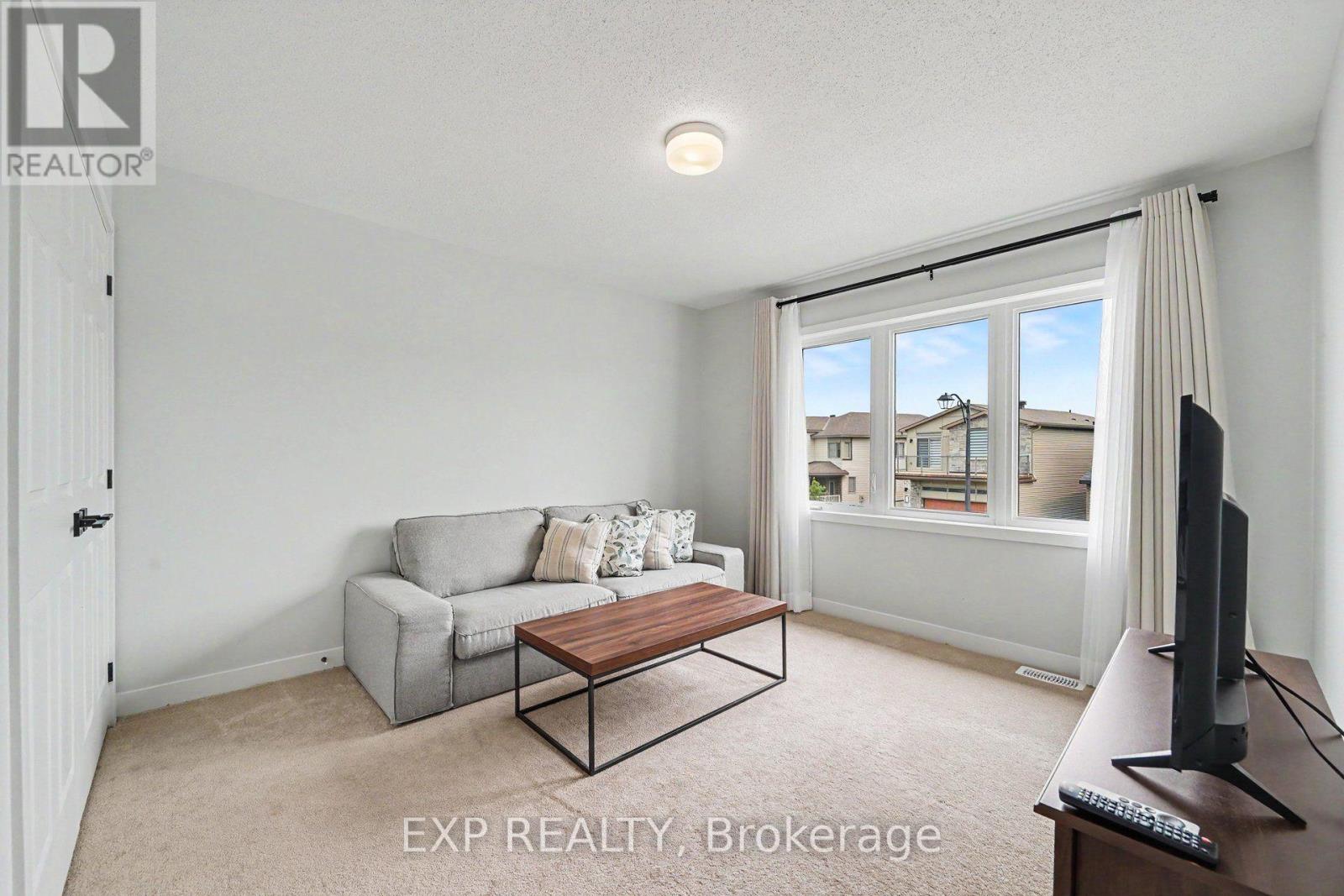 818 CROSSGATE STREET - 28