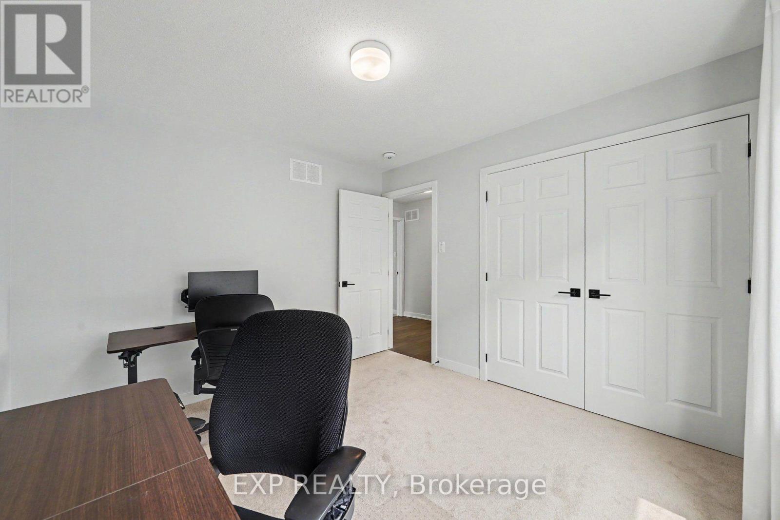 818 CROSSGATE STREET - 31