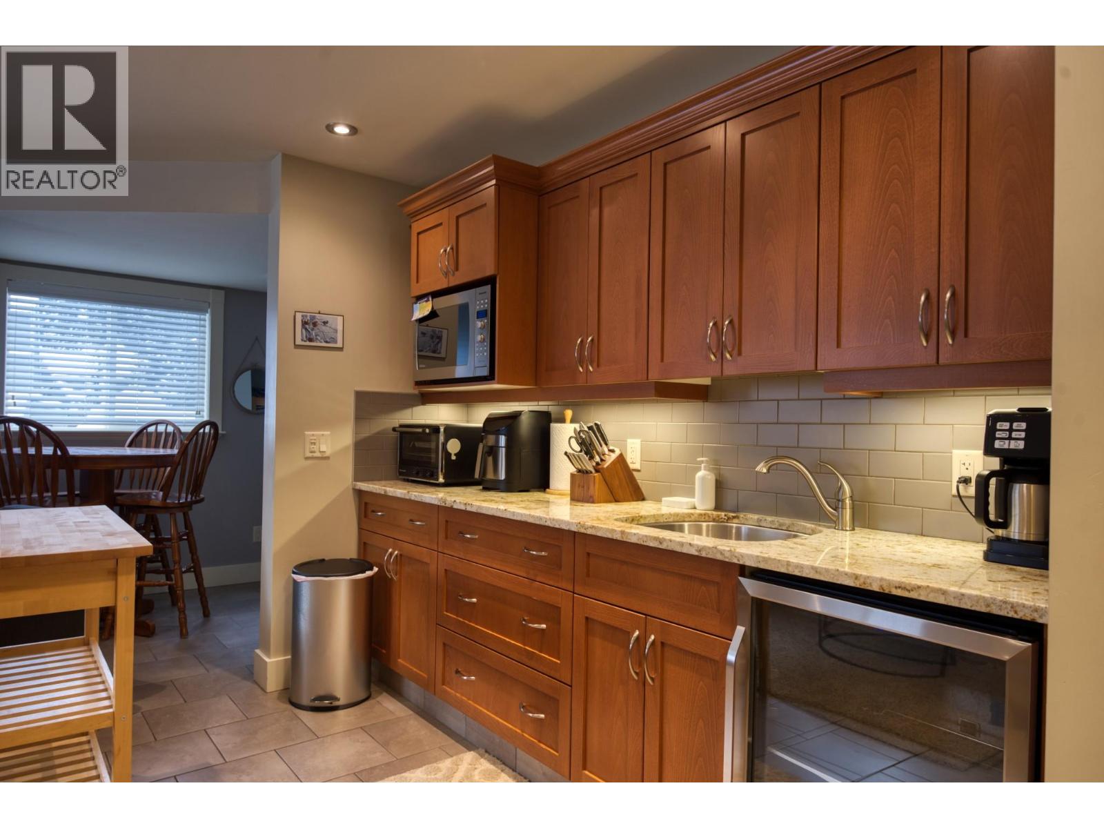 152 CLEARVIEW Crescent - 62