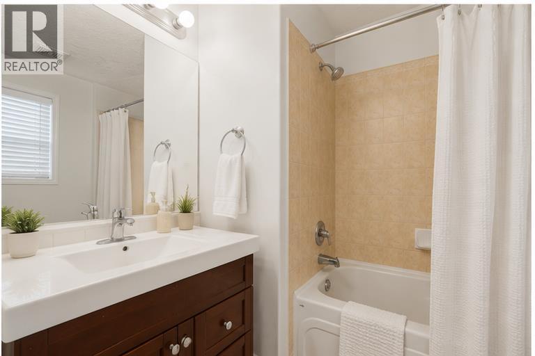 140 Tarawood Grove NE - 15