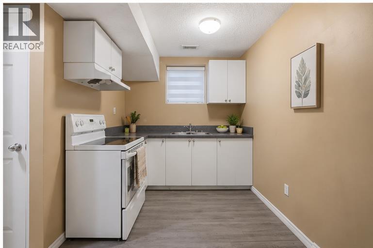 140 Tarawood Grove NE - 17
