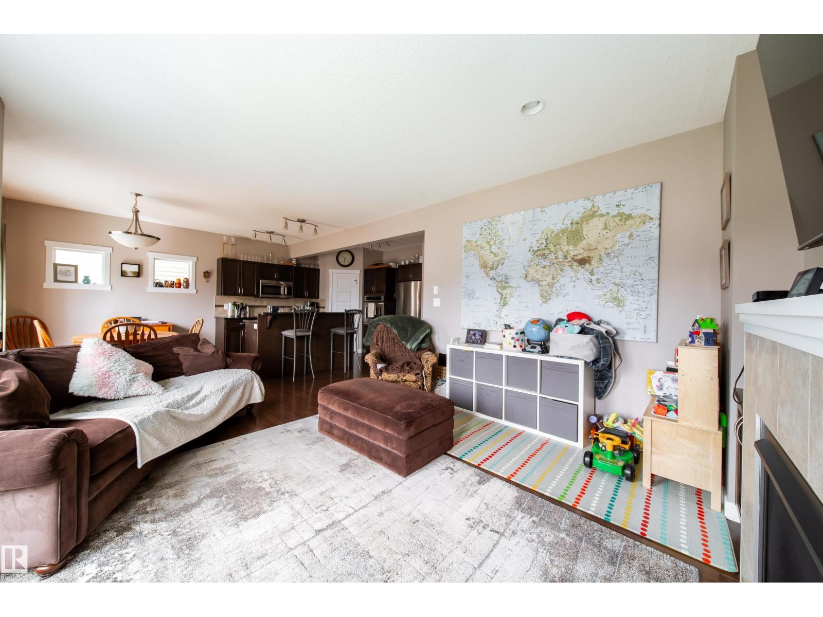 218 51A ST SW SW - 10