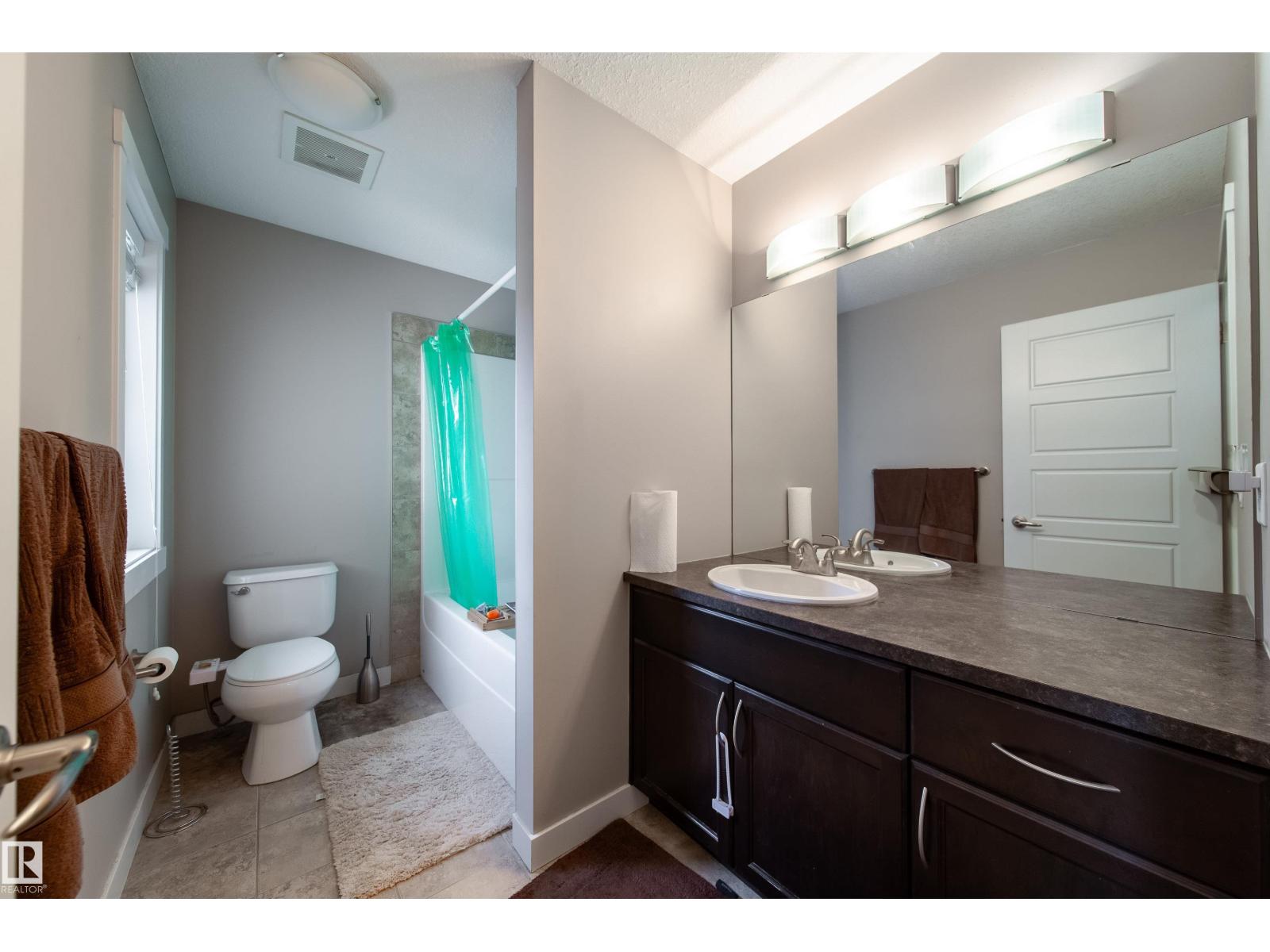 218 51A ST SW SW - 37