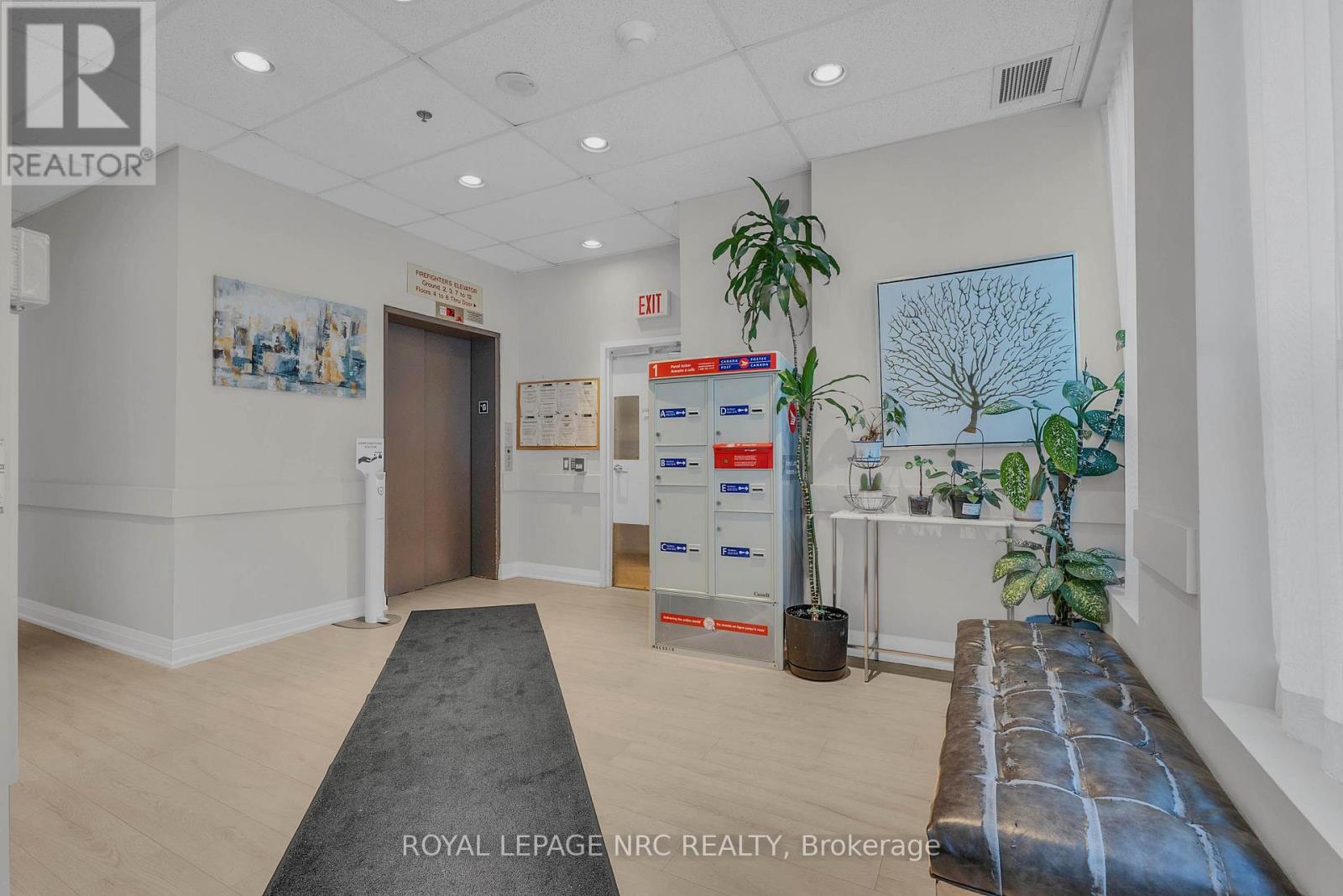 #PH 6 15 MAPLEWOOD AVENUE - 4