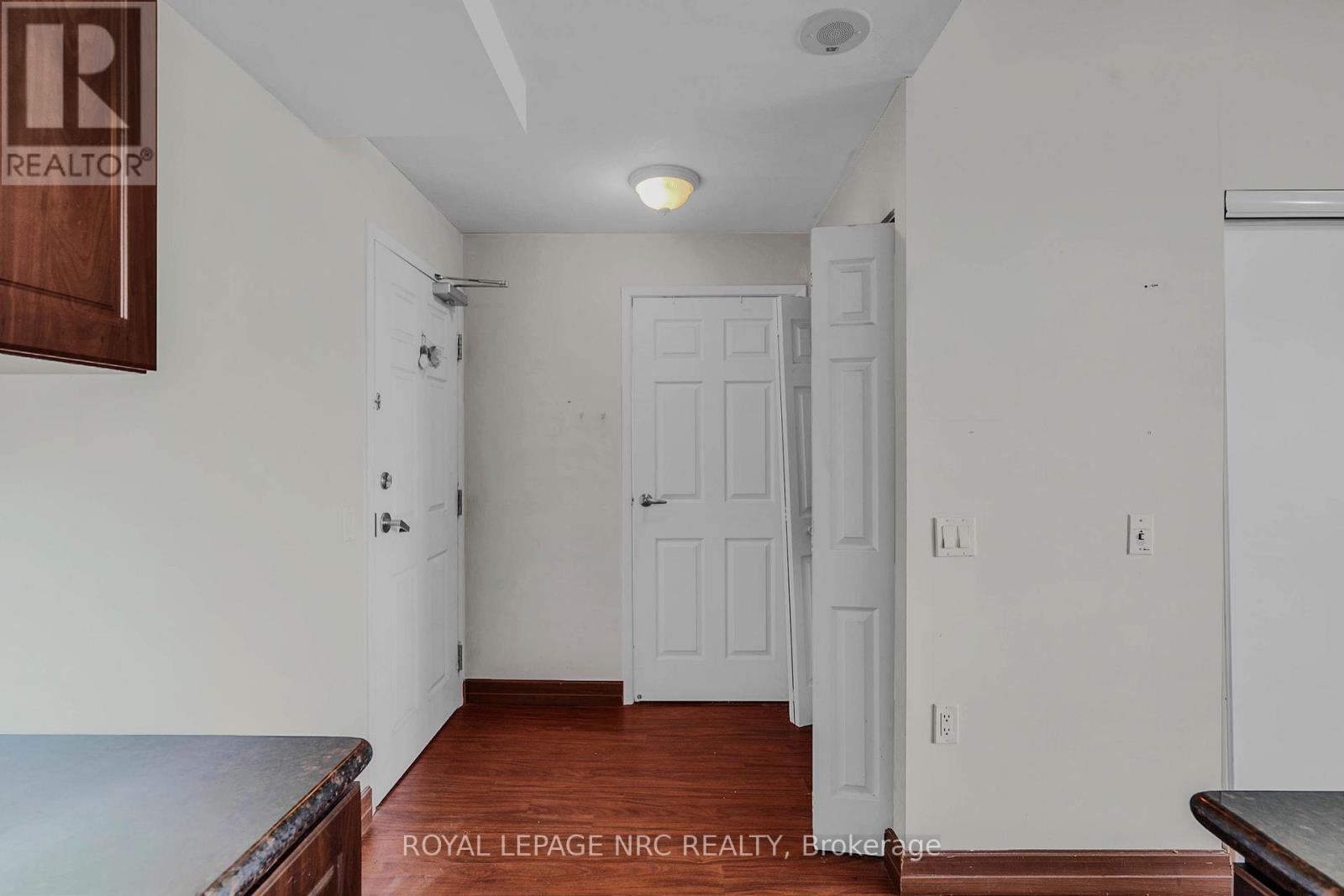 #PH 6 15 MAPLEWOOD AVENUE - 6